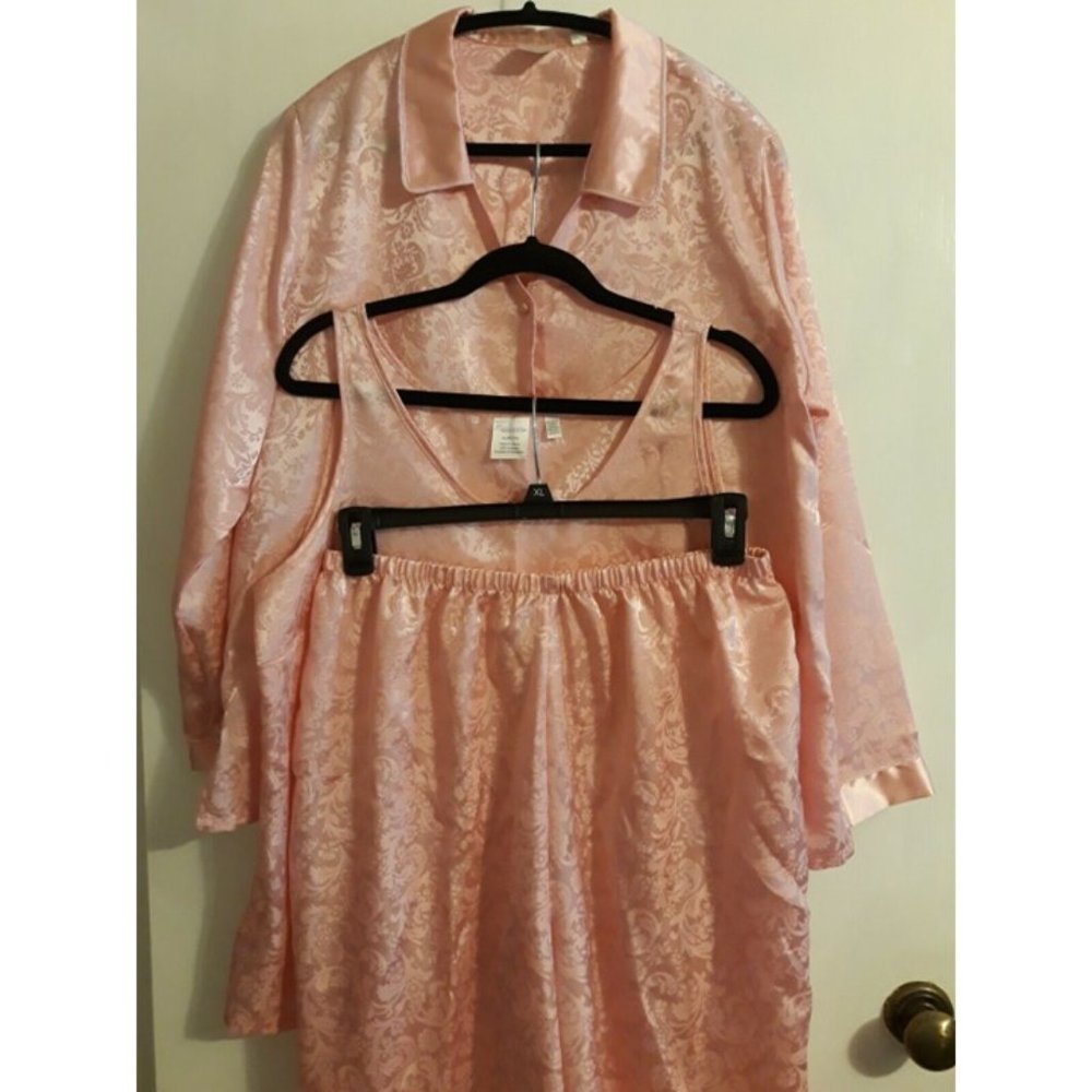 NWT XL 3 pc Pajamas Jacket Tank & Pants Pink 100% Polyester Lounging ENCHANTING